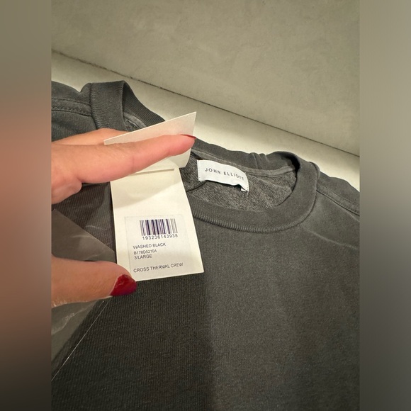 John Elliot Washed Black Men’s Crew - Picture 2 of 7